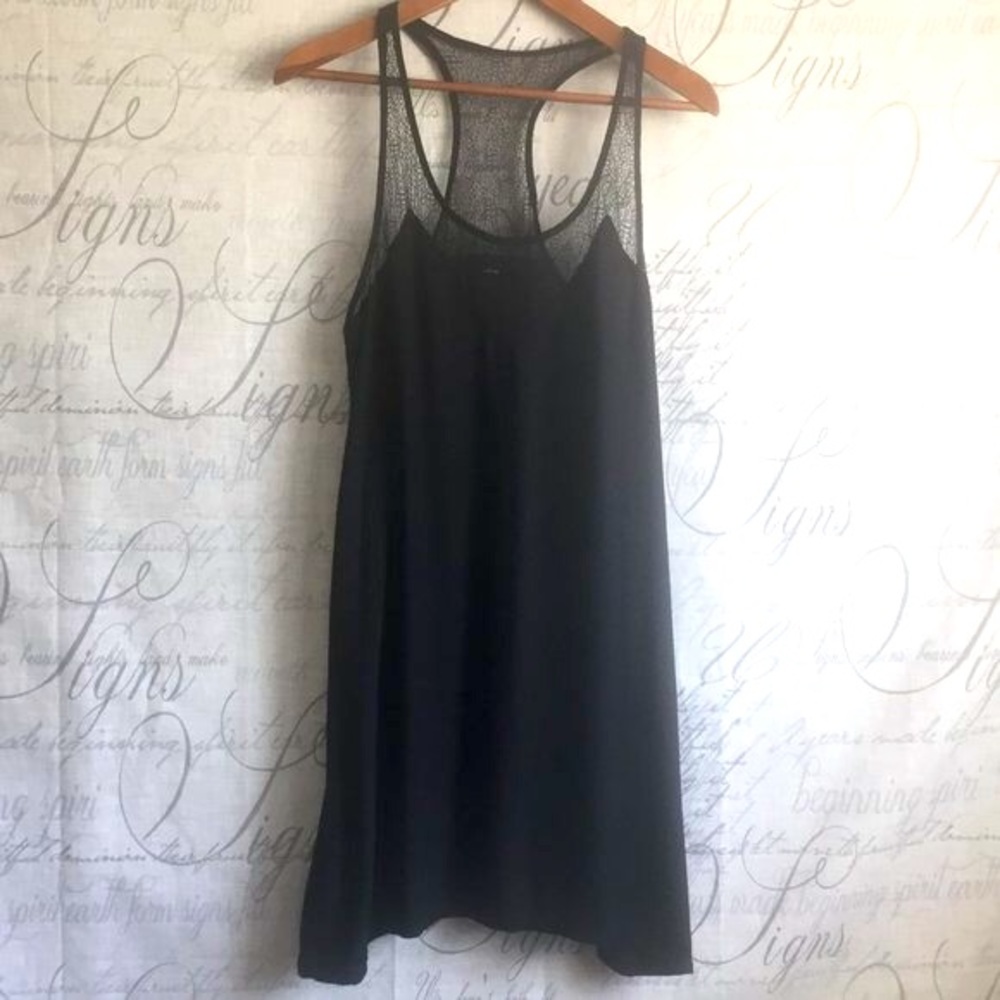 Hurley Lightweight Relaxed Silhouette Dress